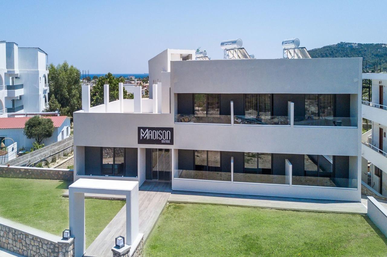 Madison Boutique, Фалираки Экстерьер фото
