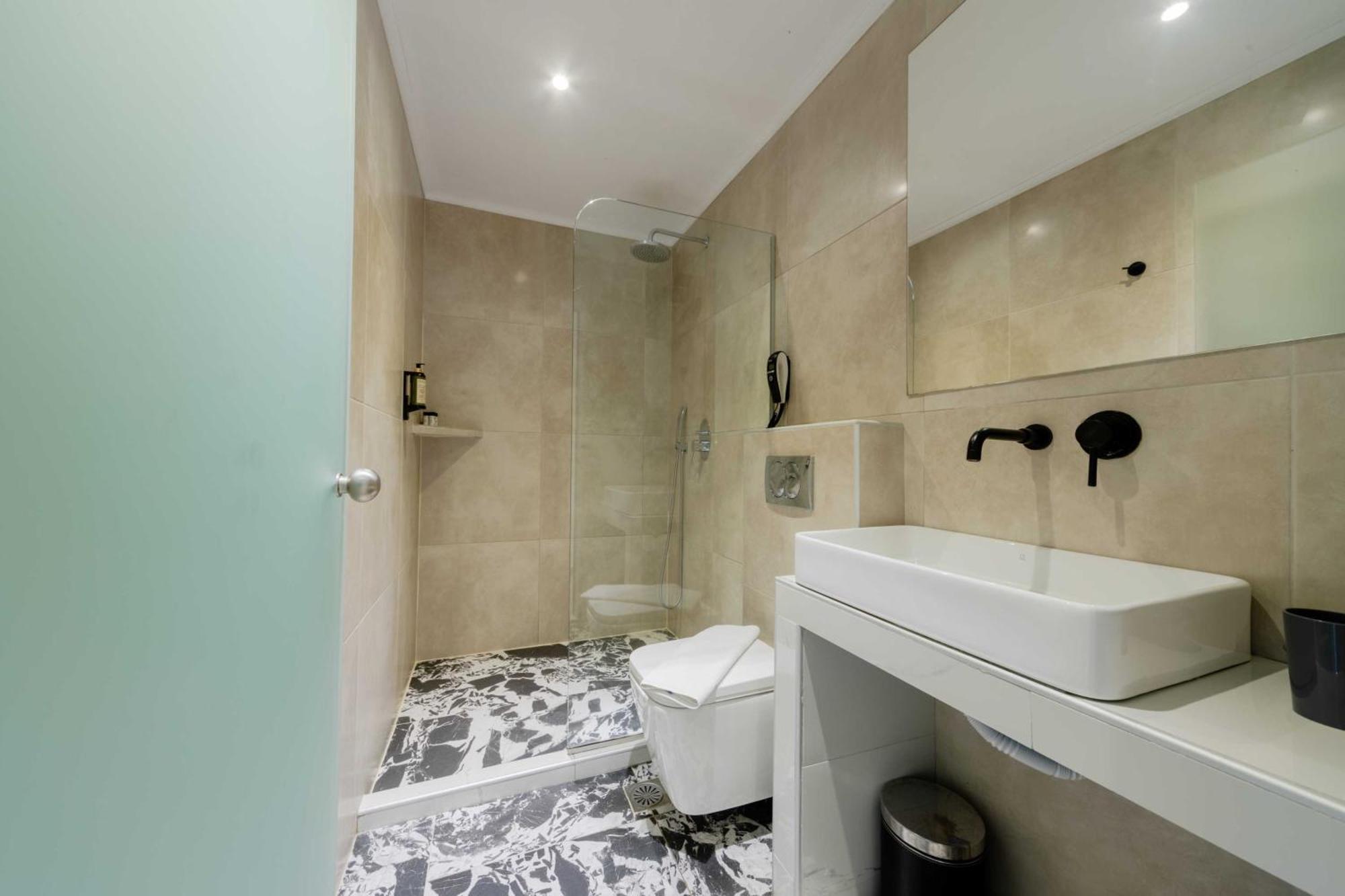 Madison Boutique, Фалираки Номер фото
